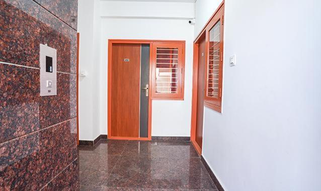 Hotel Royal Platinum Bangalore Exterior photo